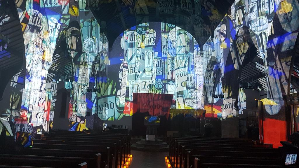 CultureNicky's tweet photo. #splintersofheaven sound and light projections #conwyfeast. Life in technicolour https://t.co/LvPqBM7IJ7