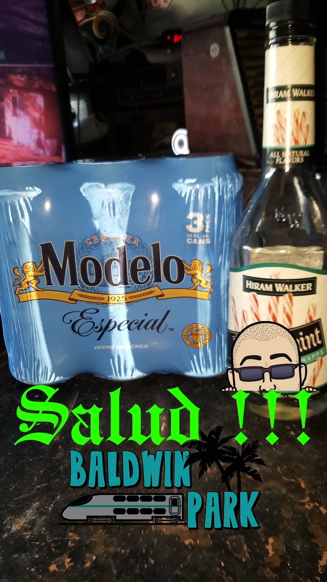 dannyboy91706's tweet photo. IT'S ABOUT THAT TIME AGAIN !! #modelo #peppermintschnapps #salud #bomb #thatsright #realtalk #bolenstyle https://t.co/8iuaCspvLC