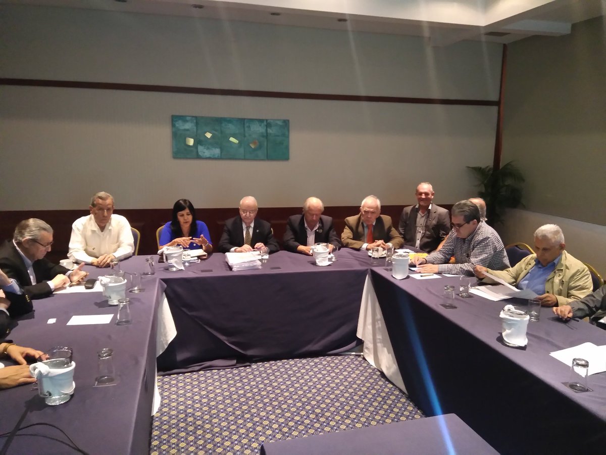 aeisa_pichincha's tweet photo. @aeisa_pichincha @AIDIS2018 Actividades Pre congreso reunión Comite  Ejecutivo y Comité Consultivo AIDIS 2018. https://t.co/M3TLLBN86s