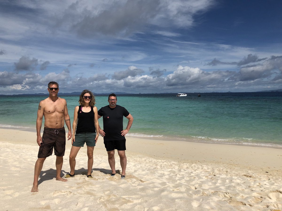 toddrutkowski's tweet photo. just returned from thailand https://t.co/9RJUiYN7EE