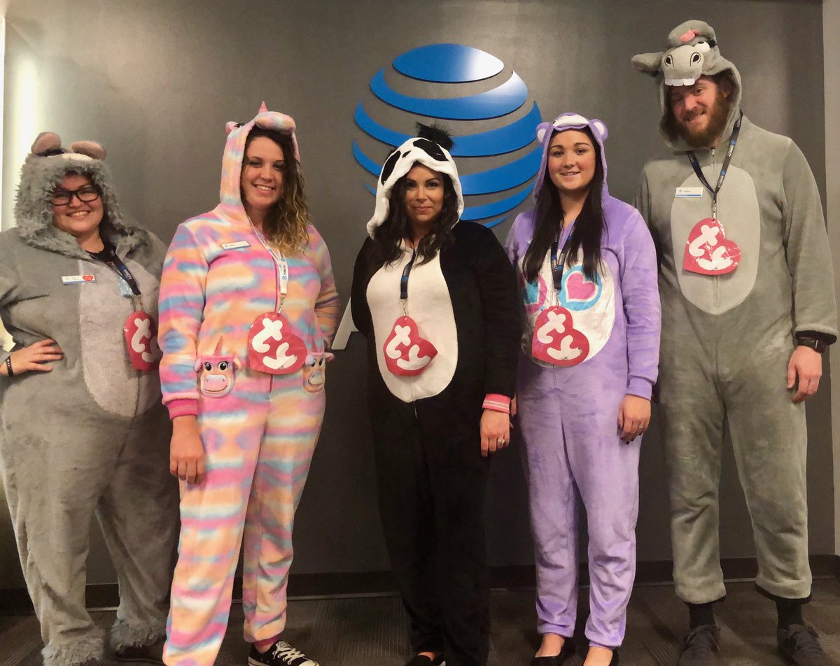 Beanie babies #the #SpookyEast #LifeAtATT #winnersville <a href="/DaleB1/">Dale S. Brown</a> @nichols304 <a href="/404girl/">Betsy Francis</a>
