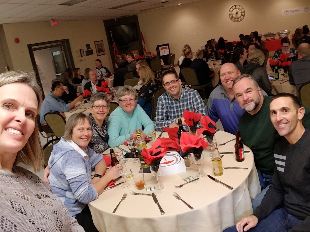 wncc_curling's tweet photo. @wncc_curling and @rideaucurling @TeamBlad enjoying the banquet at the @CurlON_ #travelers #curling https://t.co/cWaA43tSay
