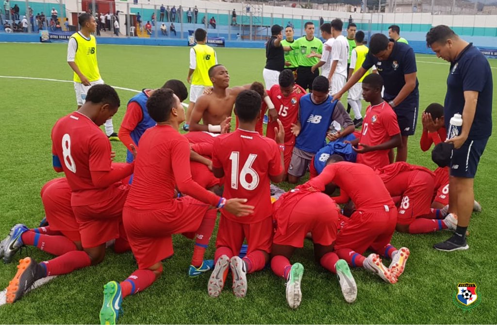 ¡FELICIDADES CAMPEONES!

Felicitamos a la selección #PanamáSub17 que se acaba de consagrar como CAMPEÓN del Torneo Centroamericano <a href="/uncaf/">UNCAF / Oficial</a> 2018 en 🇬🇹.

Dale RT a los CAMPEONES. #TodosSomosPanamá