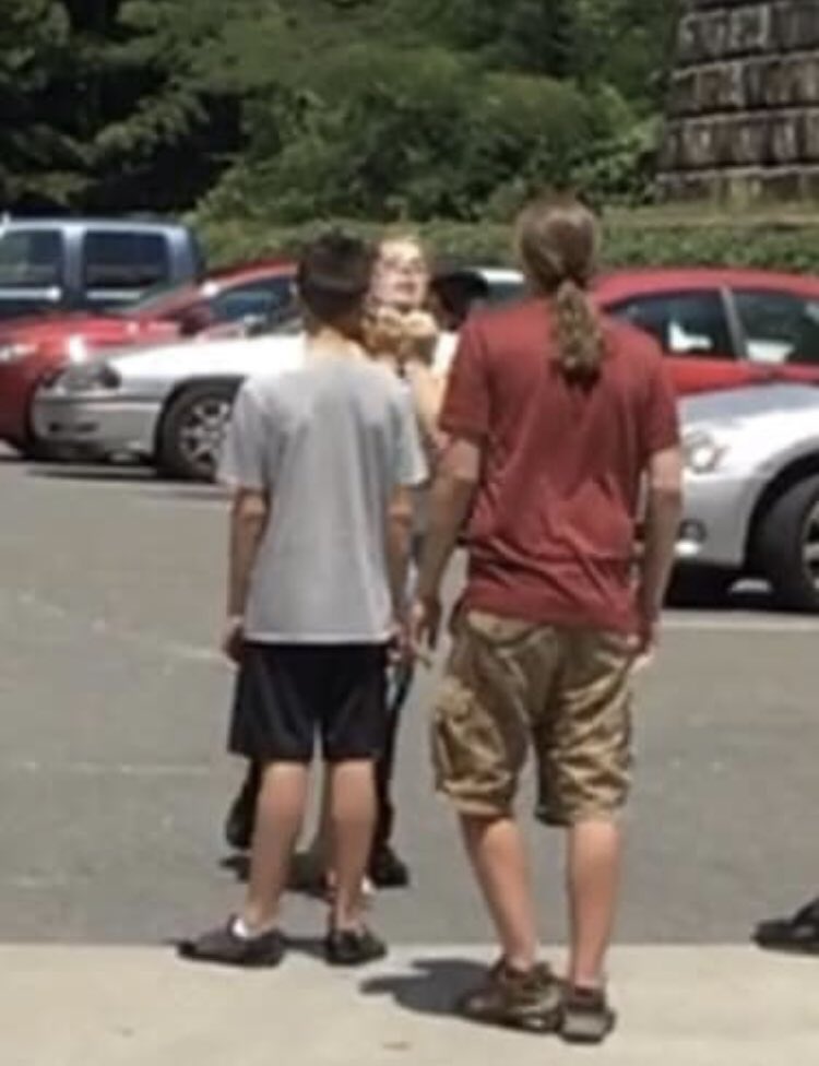 JedidiahHopK's tweet photo. @ProChoiceCA @ProChoiceMass @ProChoiceOH she was helping someone in your parking who was barfing her guts out and your bouncer attacked her. Will charges be pressed? @ProChoiceCaucus  #Choice #prolife @left #democrat https://t.co/3pc2J3AtJm