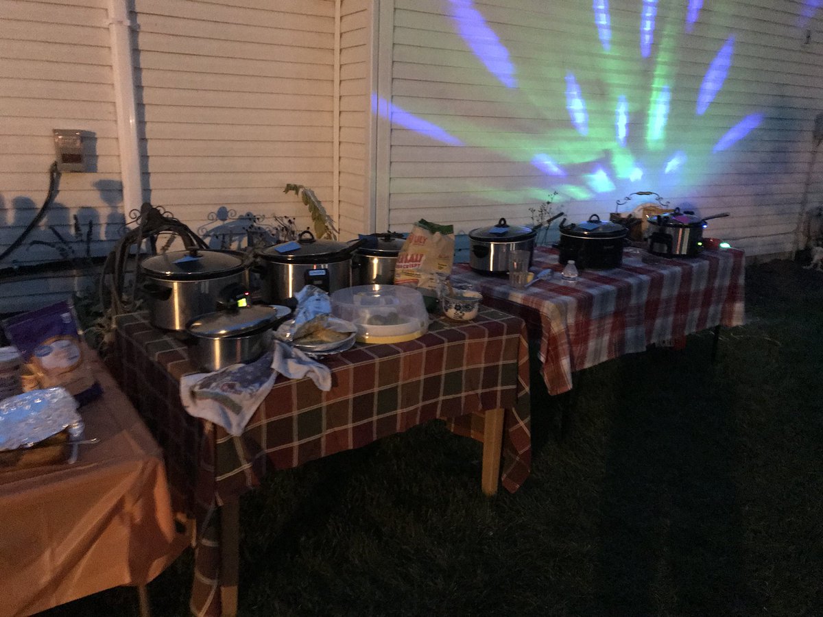 WesUpton's tweet photo. Cooper, where were you? #chilicookoff2018 https://t.co/kztEi5zp1O