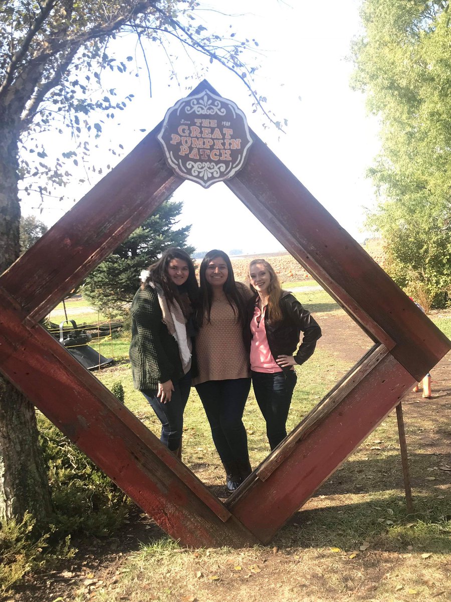 Fun day at the pumpkin patch!!