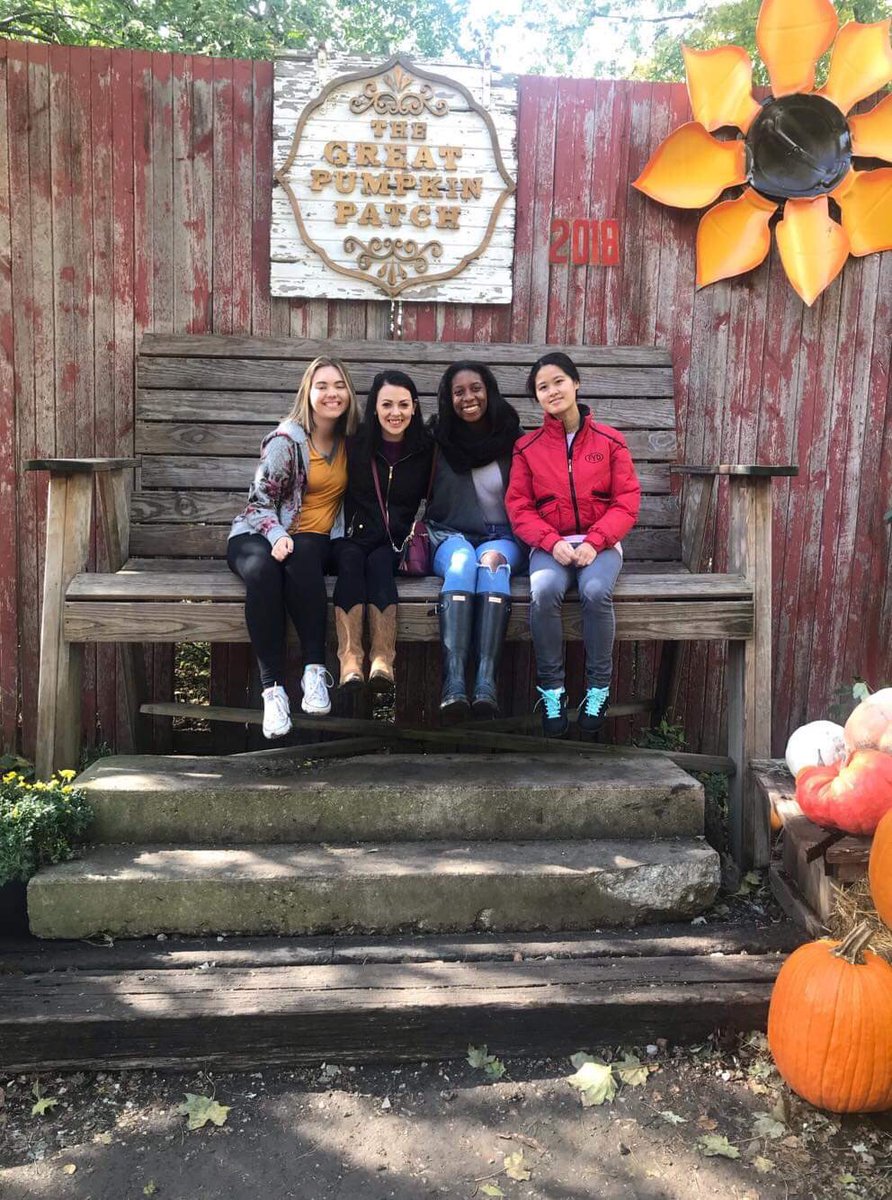 astbetapi's tweet photo. Fun day at the pumpkin patch!! https://t.co/SMCZ8kTgGf