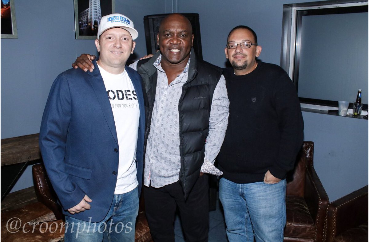 dgam716's tweet photo. @Fred22Jackson and @thurmanthomas  our dreams came true last night.  Two legendary #Bills running backs! #FJ #RepYourCode #LaunchParty https://t.co/hEsM1W1Ulk