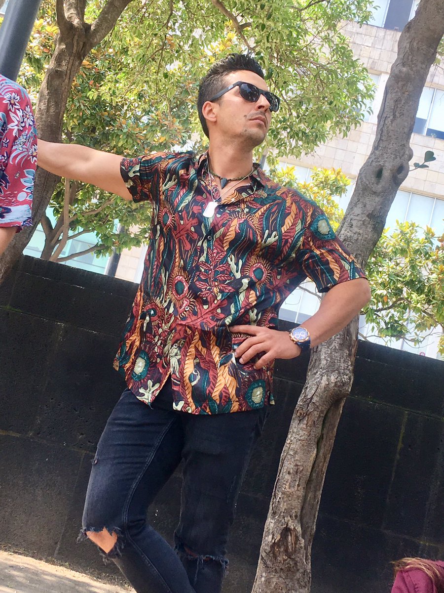 tuxisa's tweet photo. @Cartervlogs Carterito admirando México 🇲🇽 #quedadabodoquita2 https://t.co/seIebklnum