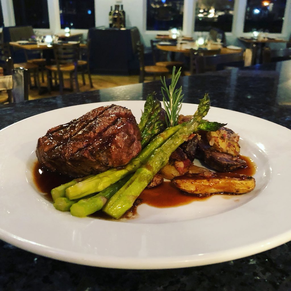 1Fish2FishVB's tweet image. Food should always look as good as it tastes #foodie #filetmignon