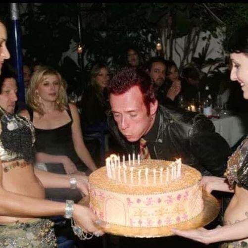 Happy Birthday Scott Weiland, RIP 