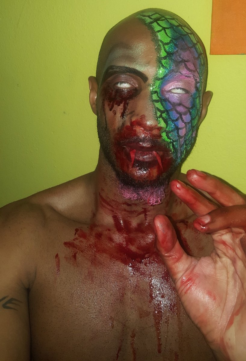 jefflibluc's tweet photo. MAQUIAGEM HALLOWEN QUE FOZ HOJE
#MAKEUPARTIST
#MAKEUPHALLOWEN
#HALLOWEN
#MAQUIAGEM https://t.co/huejHG7nRA