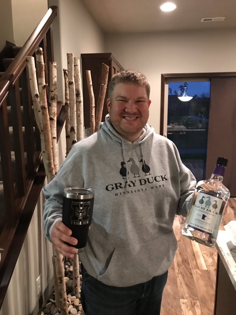 Flash75s's tweet image. Over celebrating my sisters birthday and brought the essentials @therealgrayduck thanks @chadgreenway52 !