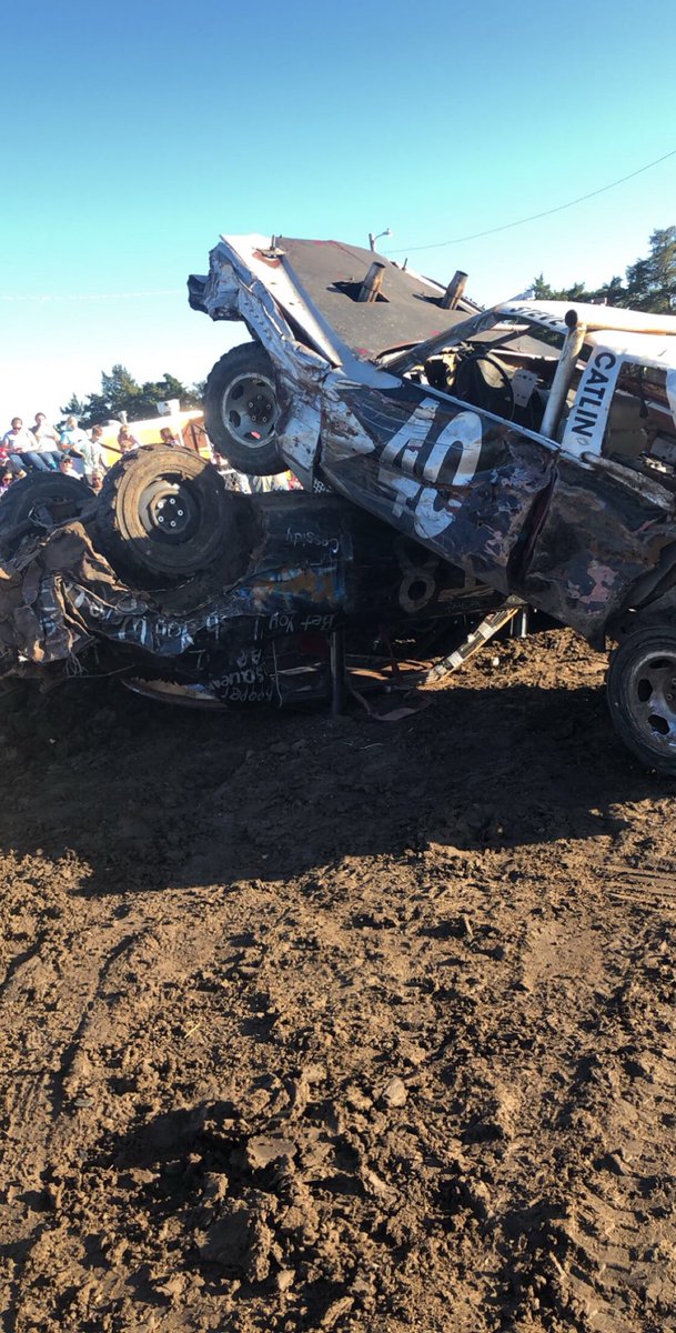 Well I ended up with third place and dirty side up but it was a fun run #breakingnecksandcashingchecks