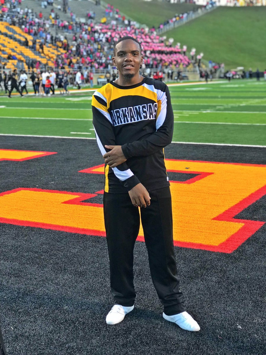 YungSpiffyy's tweet photo. game day vibes 🦁🔥
#smacktheswac #uapb #swaccheer https://t.co/5CrmssSZx3