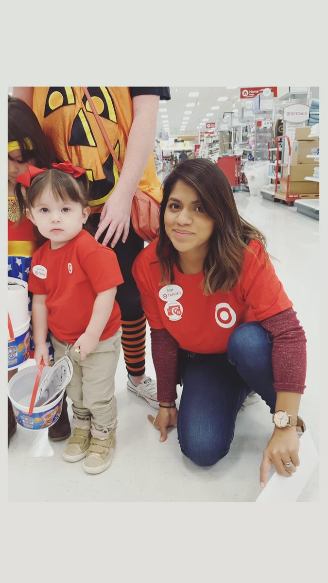 hmmccarla's tweet photo. We had the cutest trick or treaters here at #t2865 #targetSpringTx #PawatTarget #targetnews @baileymccreary4 @WintonApril @A_Rey_All_Day https://t.co/vC7epC3cuR