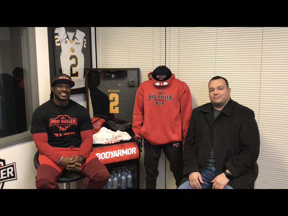 JBBarnes23's tweet photo. I want to thank Kevin Menten from Outside The Games for stopping by after our game to interview me about the new Pro Baller 7v7 Travel Team. Please stay tune for the interview coming soon.
#ProBallerFitness
#ProBaller7v7Team
#OutsideTheGames https://t.co/4bcgjrRn33