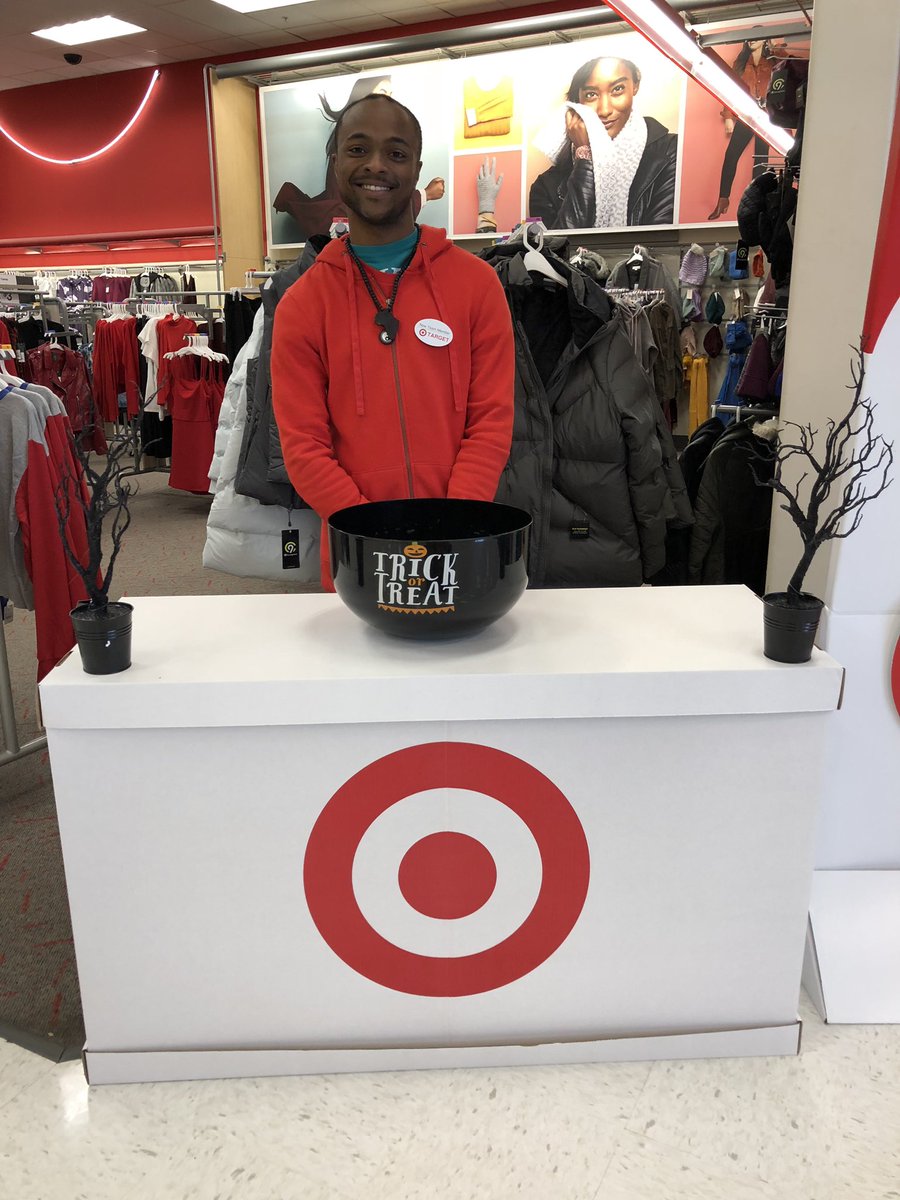 Target_Tyler's tweet image. What a day! New hire Marcus had such a good time greeting guests &amp;amp; engaging with the little ones today. Paw Patrol event was a success at T-1972 🎯