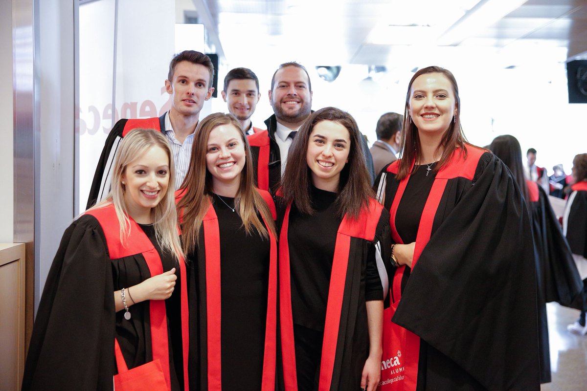 SenecaBusiness's tweet photo. Congratulations to today's Ceremony 1 Fall 2018 #SenecaGrad2018 graduates!
#SenecaProud 🎓 https://t.co/1vJNe56hor