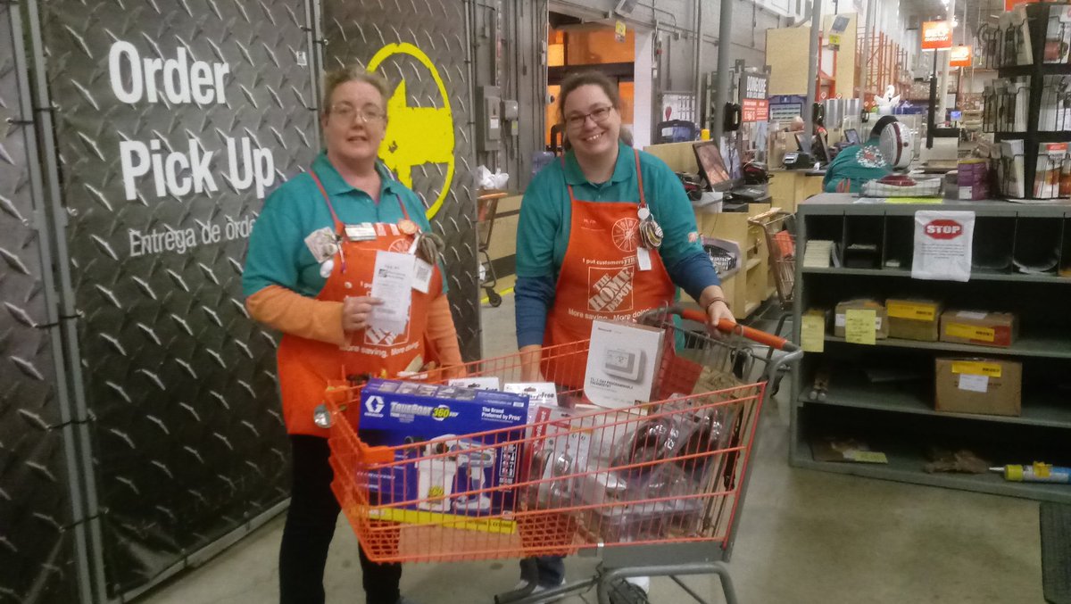 Marryann and Irene keeping a watchful eye...$745.00 recovery tonight! Great job Ladies!