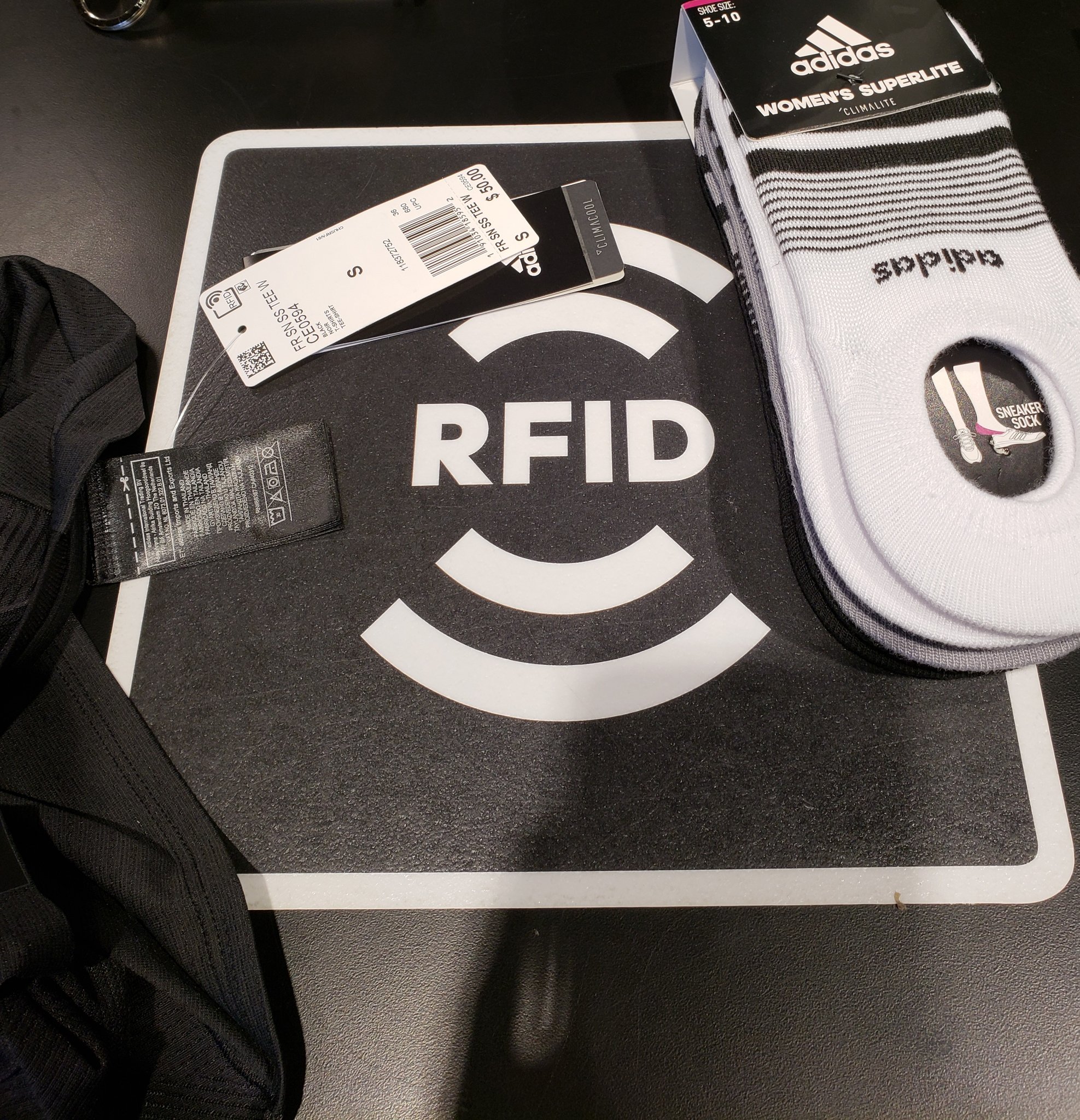 Rebecca Lui on X: "Very cool use of RFID technology at check out in the Adidas store. They even track anywhere in the store.#retail #rfid / X