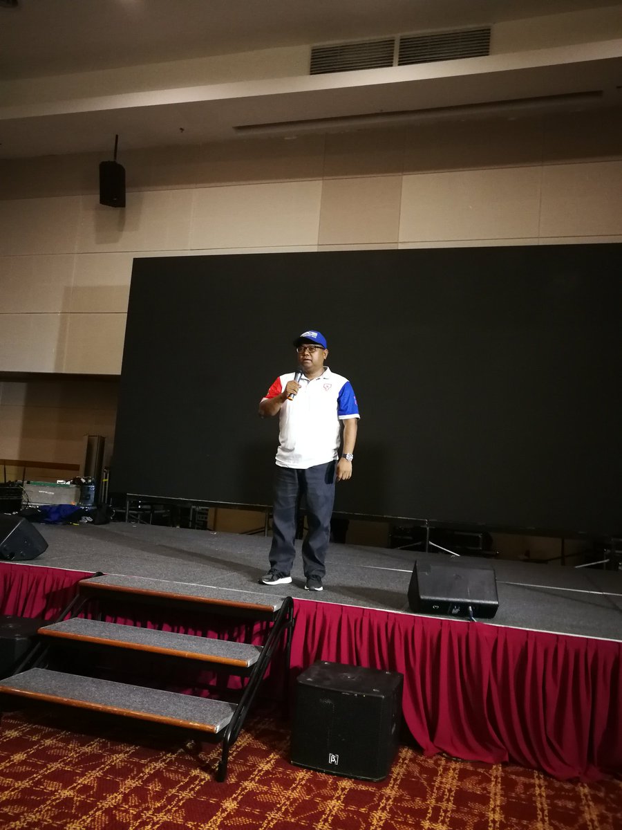 jemepokya's tweet photo. Rehearsal mini iCON2018 - Blockchain &amp; Innovation in Energy Industry
#iCONTenaga
#iCON2018
#DahduBoleh https://t.co/LQ7uSurogv