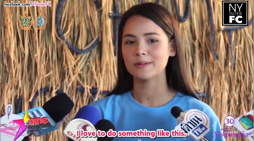 So, "everyday is special day" has been going on since forever, I guess  This is the interview when Yaya was asked about the "Urassaya's since 2011" tshirt. #ณเดชน์ญาญ่า  #NadechYaya  #ญาญ่า  #ณเดชน์  #Urassayas
