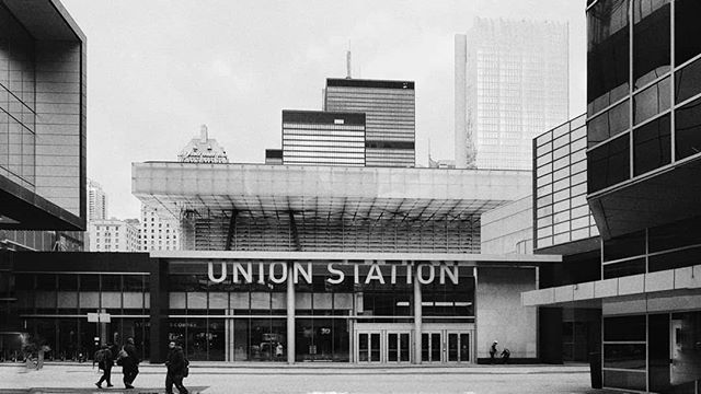 Landmark signage

#typefacedesign #unionstationtoronto #revitalization
#southfinancialcore #downtowntoronto #streetsoftoronto #moderntoronto #urburbia ift.tt/2zbvvi8