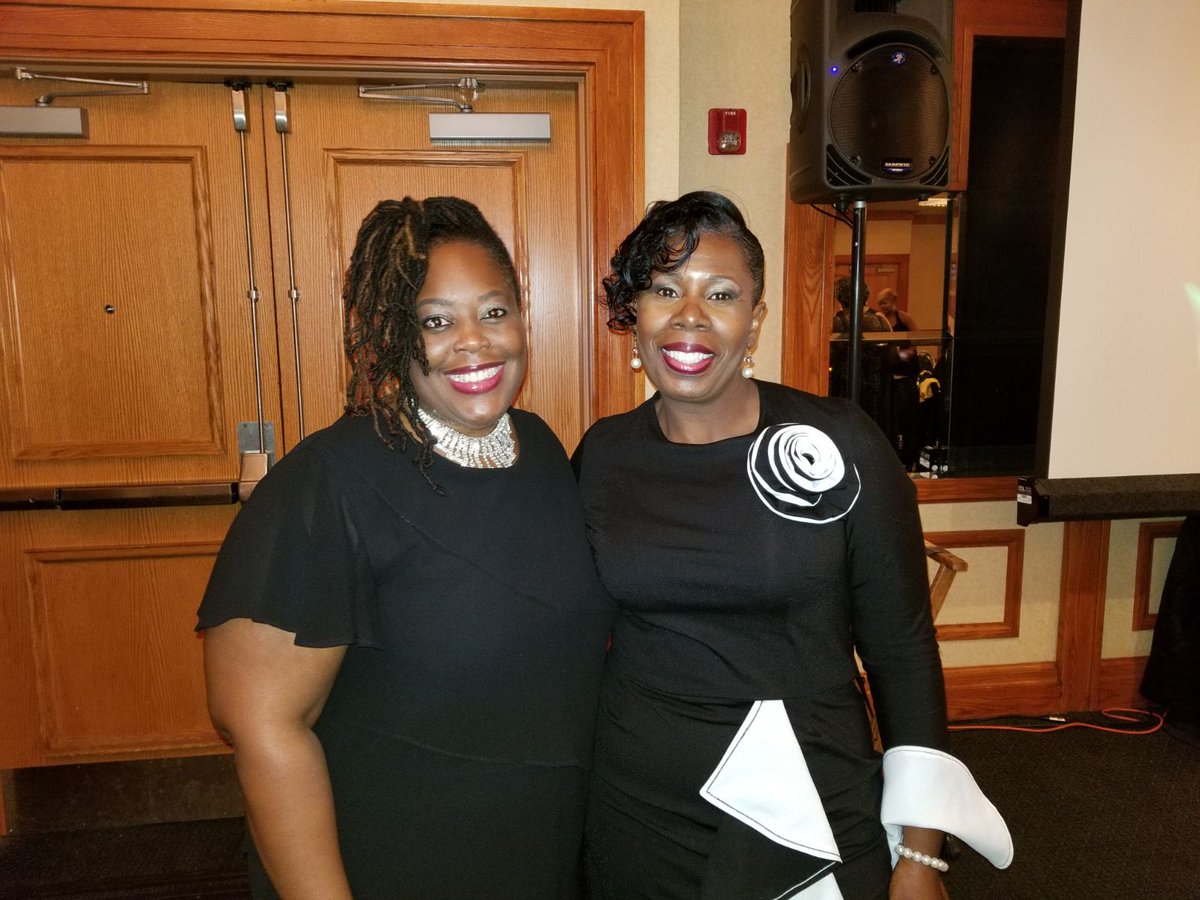 AHiltonGriffith's tweet photo. Having a phenomenal night celebrating women and girls of color at the 2018 WS Legacy Awards! https://t.co/4xZOMYNie2