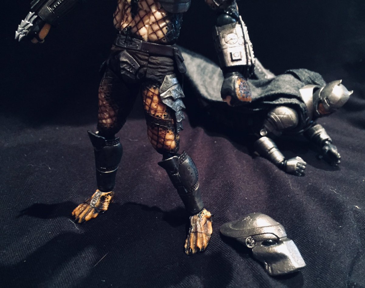 ToyStoragePeru's tweet photo. #BatmanVSuperman #Predator #DCComic #mafex #Revoltech PART2 #toycommunity #toycollection #figure https://t.co/X3xGOcdxr2