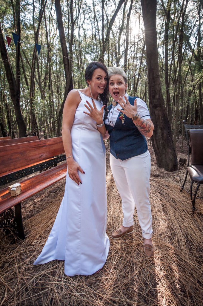 Jess_Volschenk's tweet photo. Tune in to @MNet channel 101 TONIGHT at 6pm, to see our wedding on @weddingbashers @Jantz_Wedding @zola_nene @MissDeniseZimba @BerneleeDaniell @ZavionK #weddingbashers #jantzido_0303 https://t.co/bWiaz0awhE