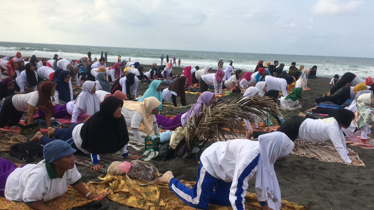 TANPA KITA BEDA JALAN CERITA! tweet media