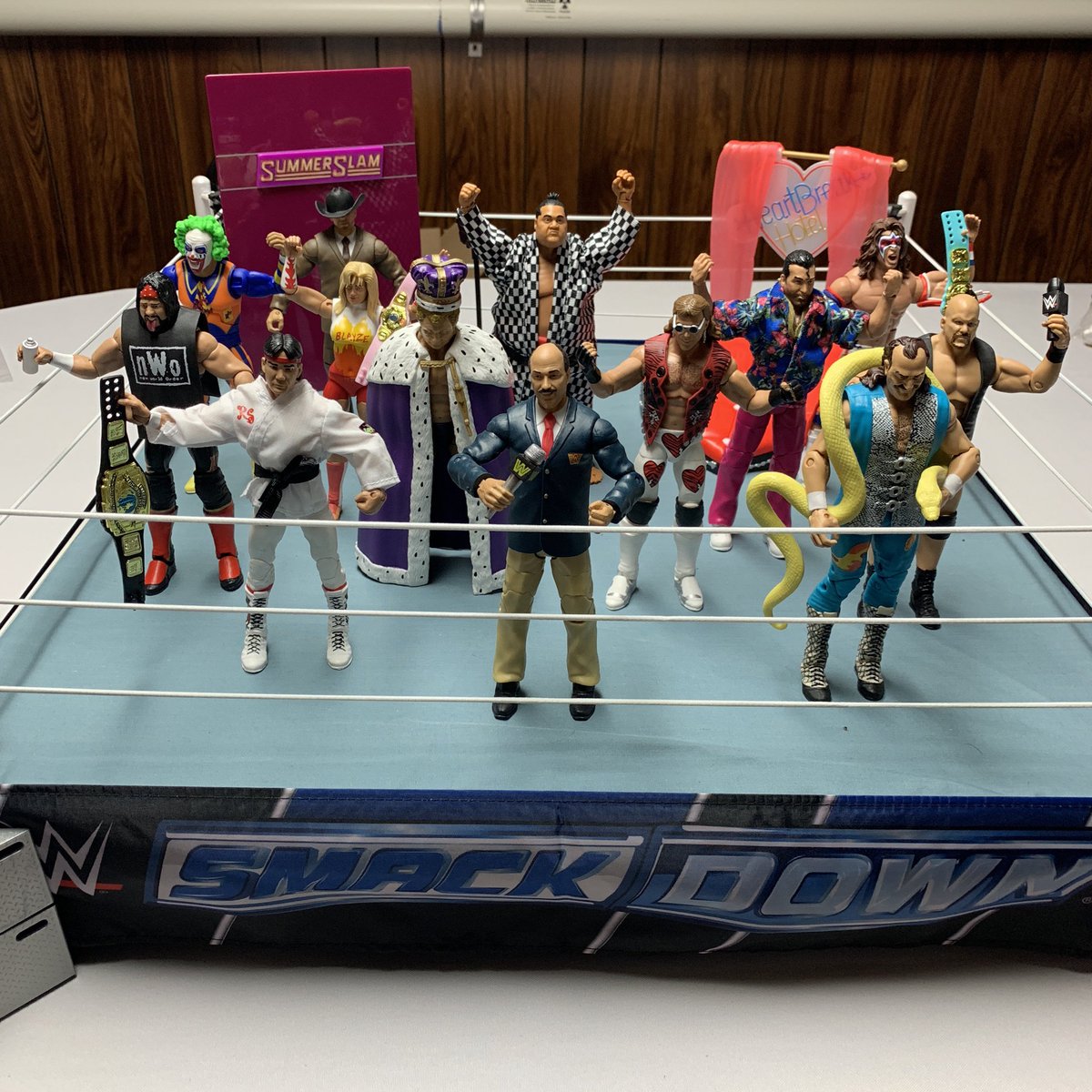 So here is the entire Walmart Elite Flashback Series.  Sad to hear it’s nomore @BillMiekina as it was one of my favorite series ever!  Hoping it comes back one day! #WWEEliteSquad @MajorWFPod #wweactionfigures @wwe @mattel @WWETNAfigures