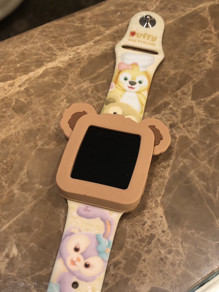ヒロ Twitterissa さっき見たapple Watchのアクセサリーは こちらをゲットしましたー 早速装着 せっかくなので 時計のフェイスも合わせてみました どうですか めっちゃ可愛いですねー Mnhkd Hkdl 香港ディズニーランド