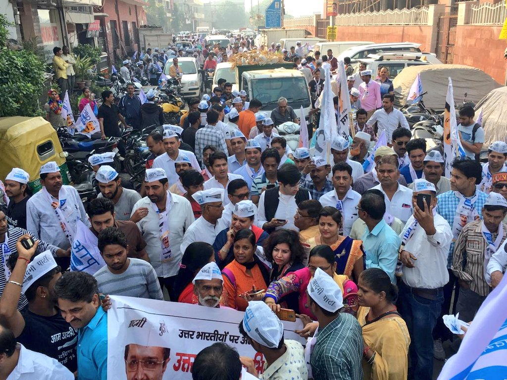 Shalupcrf's tweet photo. व�� तोड़ेंगे हम जोड़ेंगे .....

#उत्तरभारतीय_स्वाभिमानयात्रा @raghav_chadha https://t.co/xZV0sKtmq0