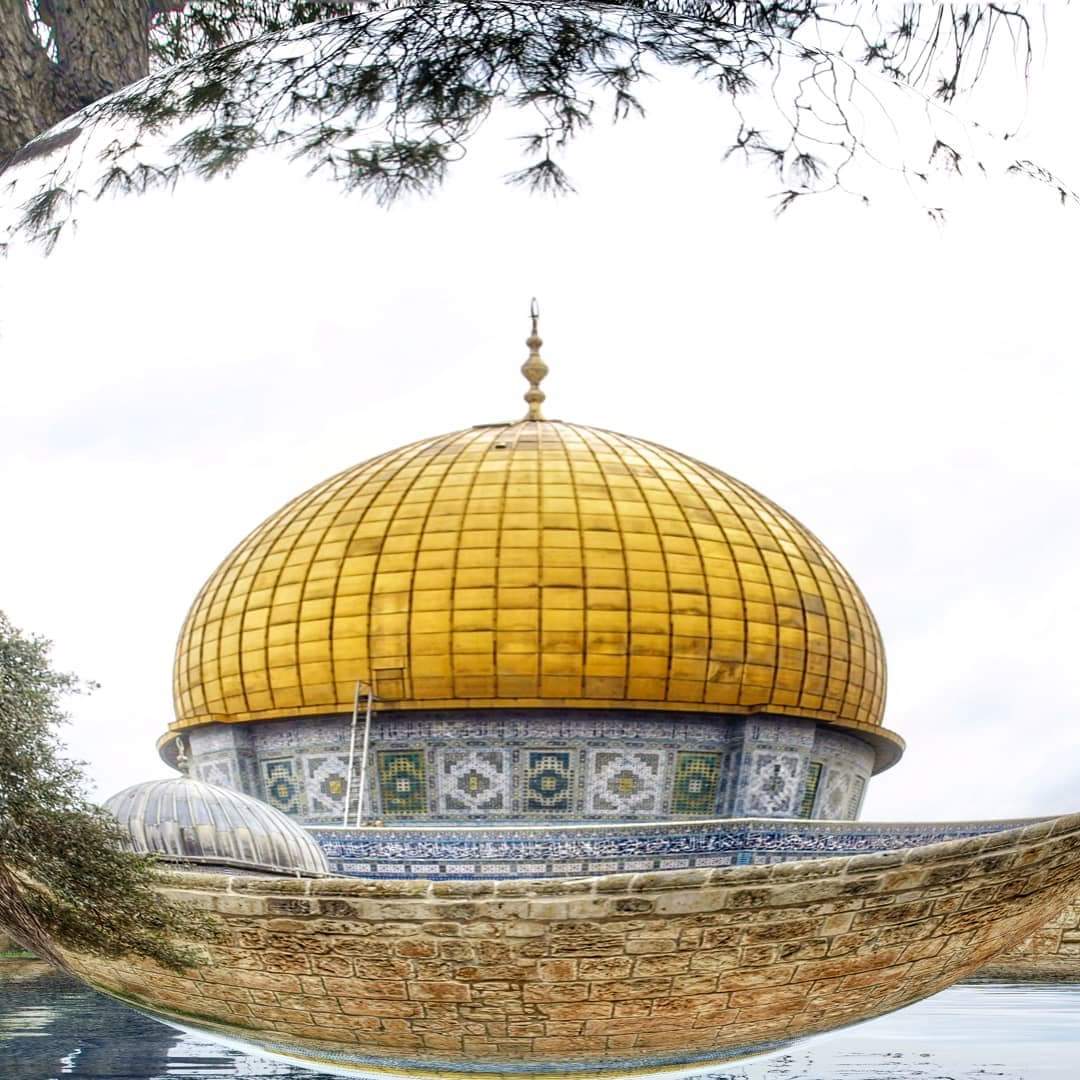 وسـآم Sur Twitter سألوني هل لديك أحباب فقلت لهم بل ملــــوك عيونهم فيها بريق مثل اللؤلؤ قلوبهم صافية مثل الذهب كلماتهم غالية مثل الألماس إلى قلوب تبادلني المحبة