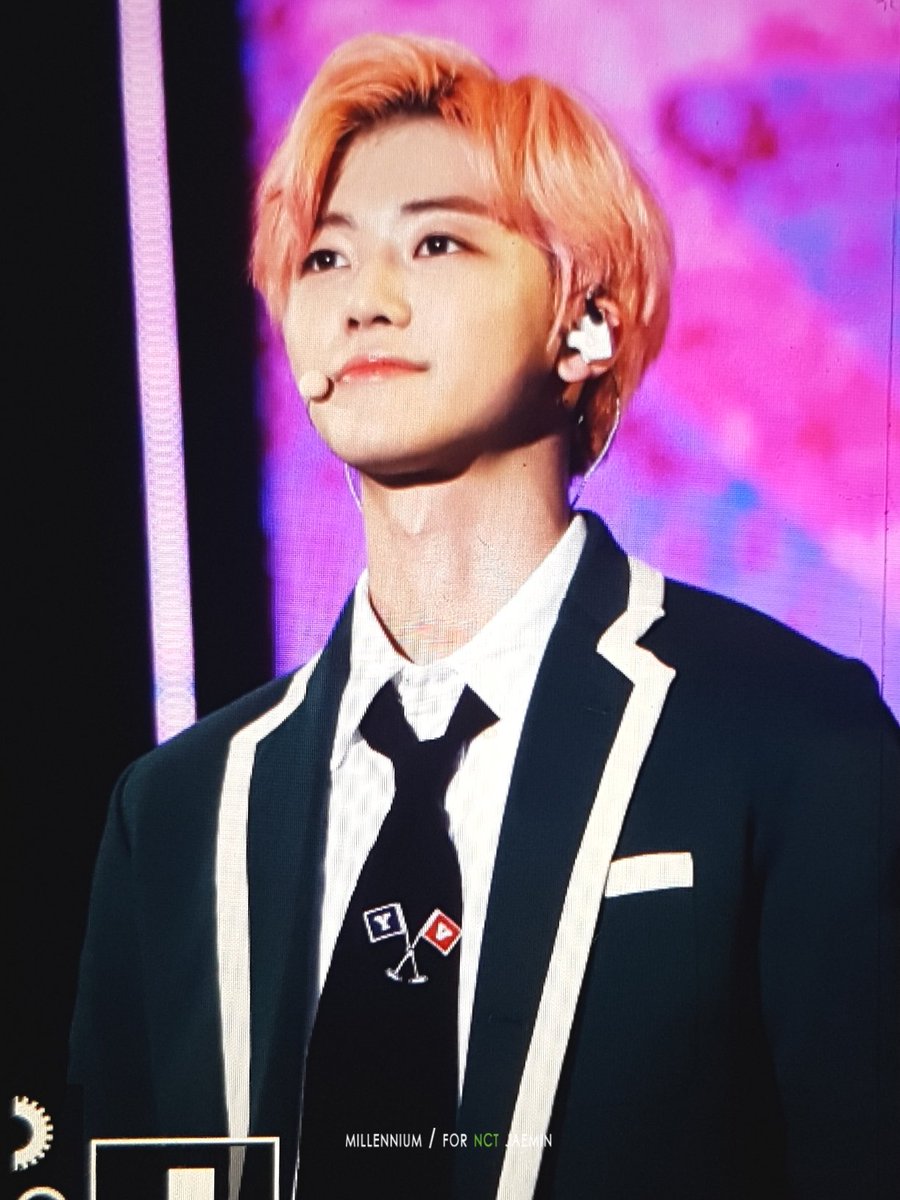 Millennium0813's tweet photo. 181028 BOF 폐막식 

#재민 #Jaemin #나재민 #NCT #엔시티 #NCTDREAM_GO_UP https://t.co/OAYUyjJ6t7