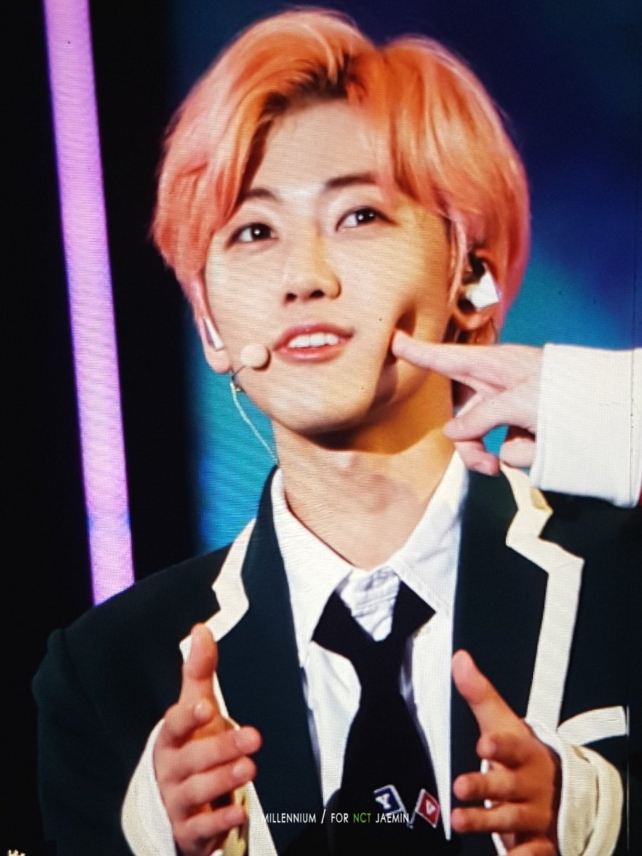 Millennium0813's tweet photo. 181028 BOF 폐막식 

#재민 #Jaemin #나재민 #NCT #엔시티 #NCTDREAM_GO_UP https://t.co/OAYUyjJ6t7