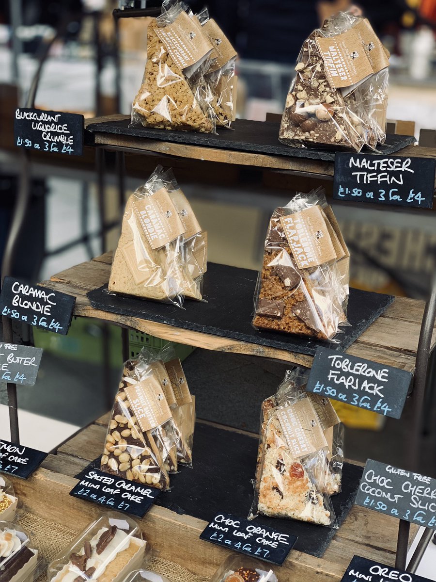 STCakeDesign's tweet photo. Good morning #Salford! Another chance to put on the coat and come out of the house for cakey treats!

Find us @makersmarketmcr @LowryOutlet today until 5pm, to sort out your cake stash for the week! https://t.co/q2I7HHLG4Z
