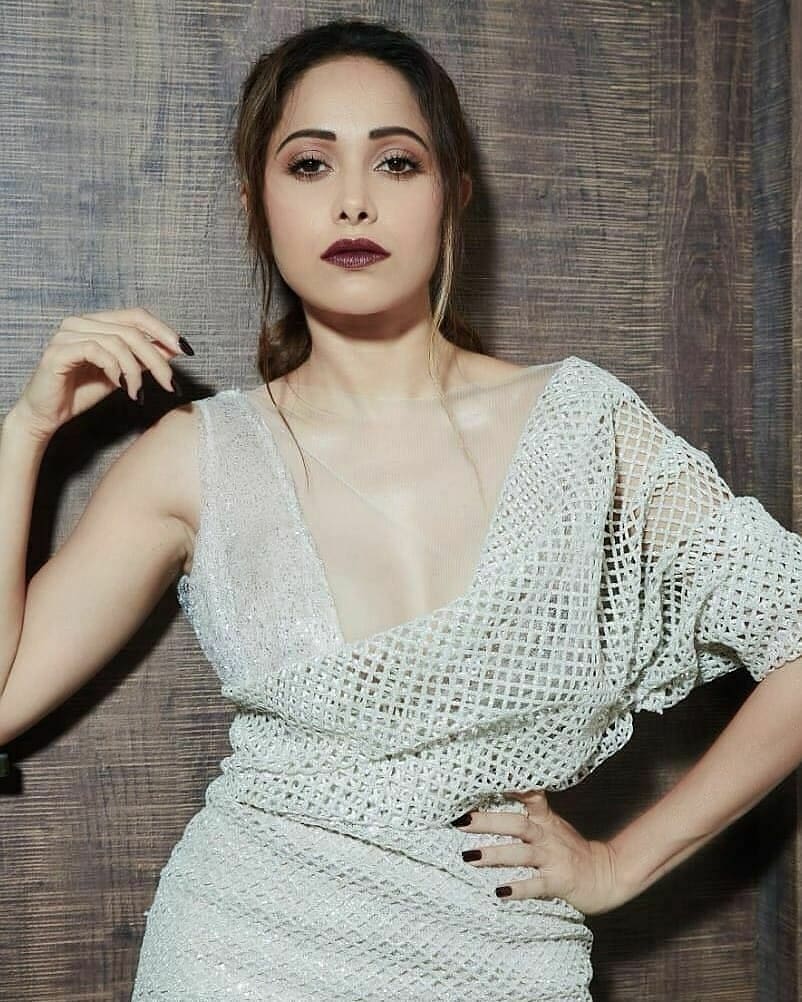 FilmyGlamour's tweet photo. #Glimpse2

Shining Bright! #NushratBharucha looks lovely at the Vogue Women Of The Year Awards! | @NushratBharucha https://t.co/6z4nfEnGAS