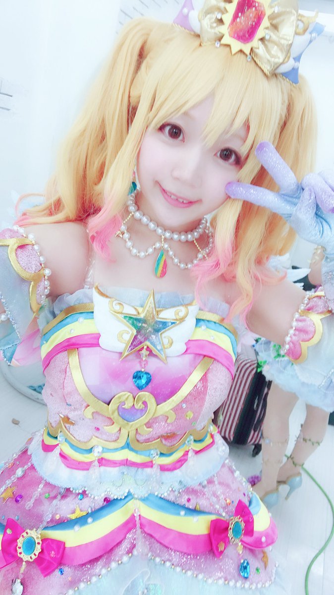 アイカツ 星のツバサドレスセット レインボーエトワール 虹野ゆめ