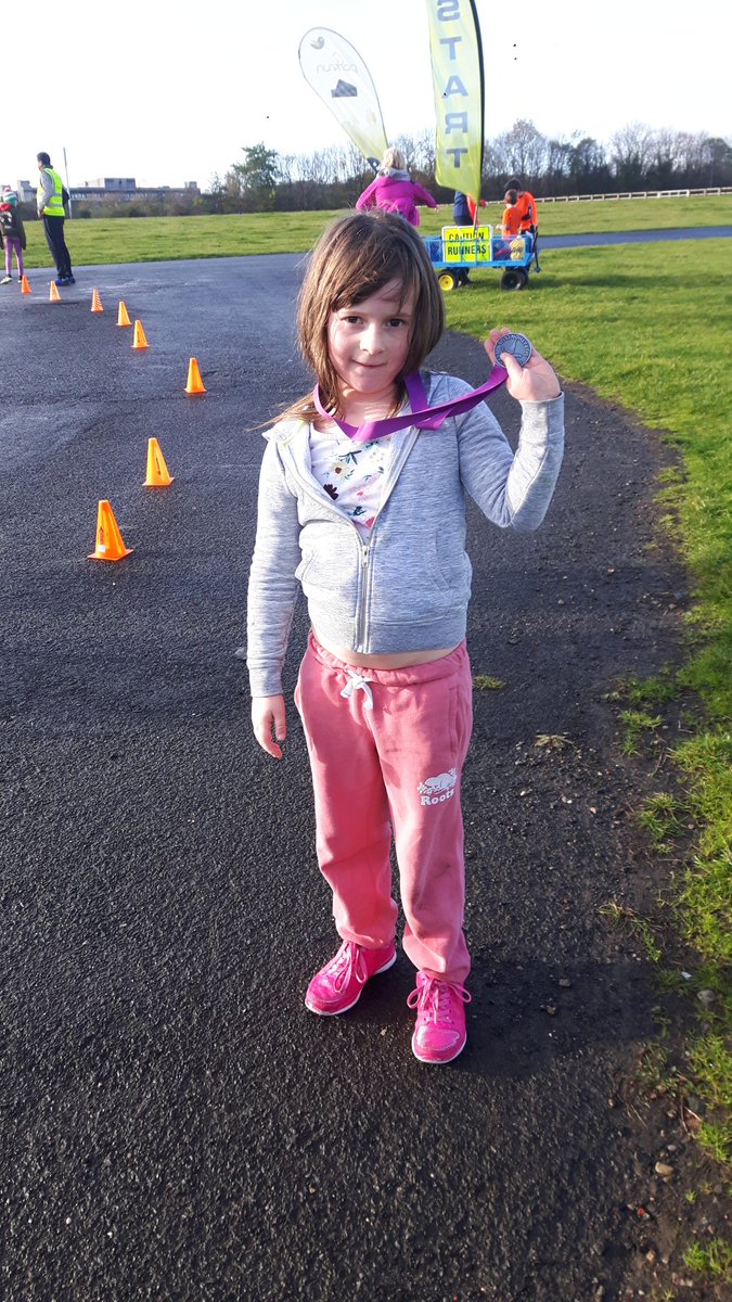 ceefaxisbetter's tweet photo. Medal winners at Junior parkrun. #stepgranny https://t.co/kWz9qTJDfu