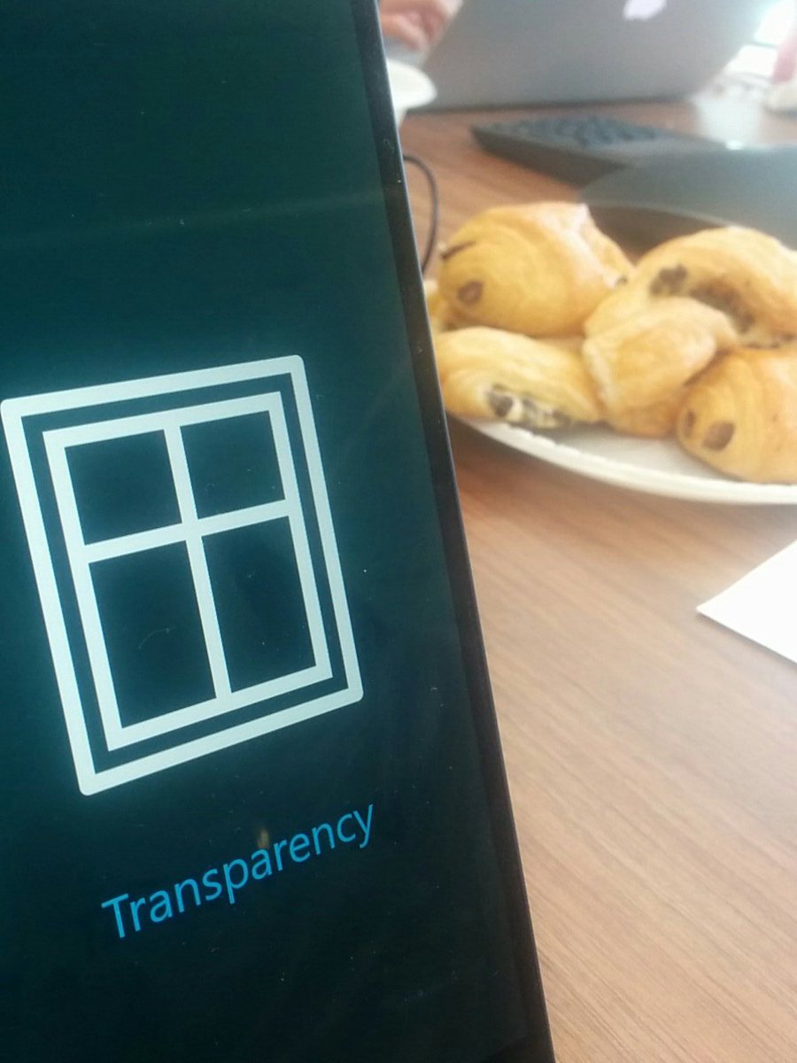 Reders12's tweet photo. A sneak peek of our presentation coming up. Exciting times. #LiquidChain #GovHack #UKGovHack2018 #OracleBlockchainHackathon https://t.co/1Z8qVlvNlw