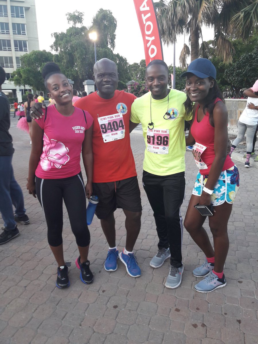 ECCJA's tweet photo. Team ECC is ready! #ICWIPinkRun #12StandardsMatter @HMEReid @tkmsingh @karlenedesland1 https://t.co/AqBwt0a179
