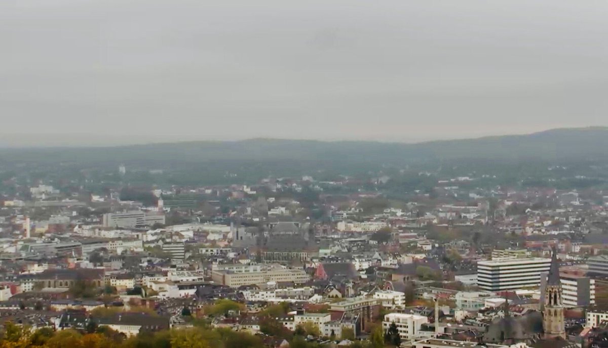 Gute Nachricht, auch wenn das Wetter heute keine Weitsicht zulässt: die höchste LiveCam der #Euregio auf dem Dach des Drehturm Belvedere ist wieder online. Toller Blick über #Aachen @PresseamtAachen drehturm-aachen.de/de/livecam/ #livecam #cam #oche