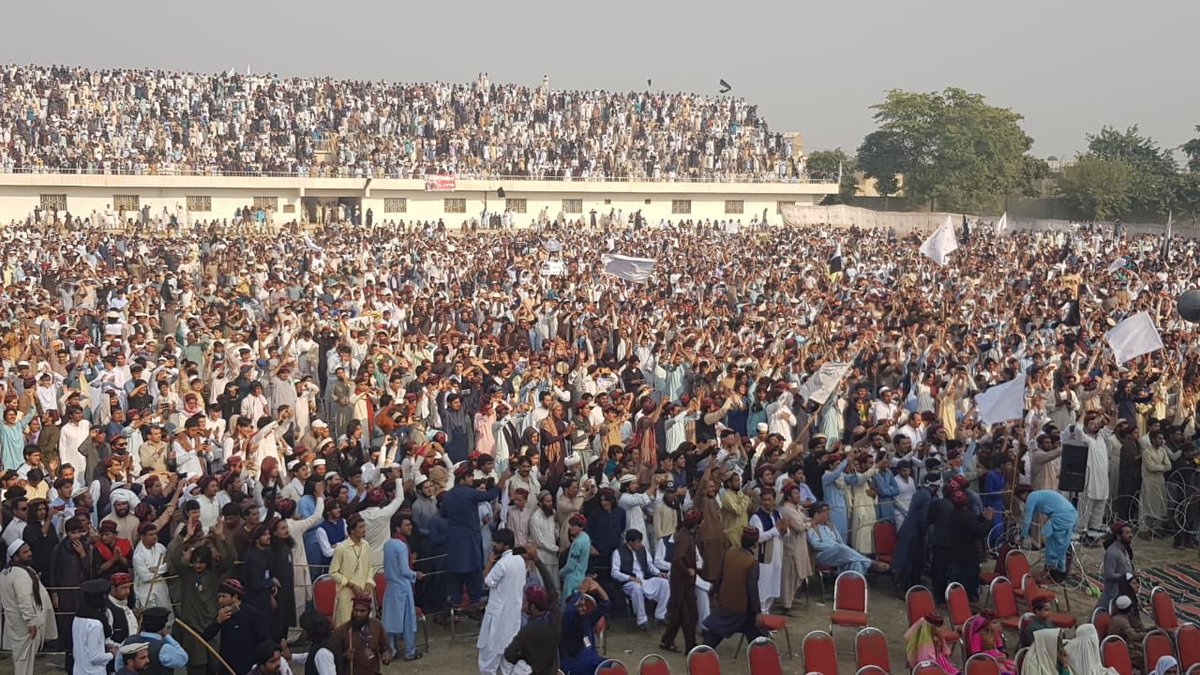 sid_abu's tweet photo. #PashtunLongMarch2Bannu Courtesy photos of a massive protest by some of the worst victims of terrorism in Pakistan. https://t.co/g8Dsu851VV
