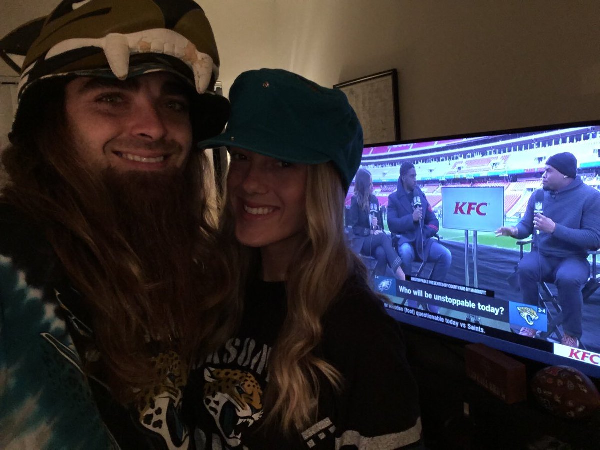 Dillon_Cheney41's tweet photo. We are up and ready for @Eagles vs @Jaguars game at @wembleystadium in London!! Let's get it #DUUUVAL Can't wait for this broadcast too by the @NFLGameDay crew! #NFLGameDayRollCall https://t.co/HvijESFxIk