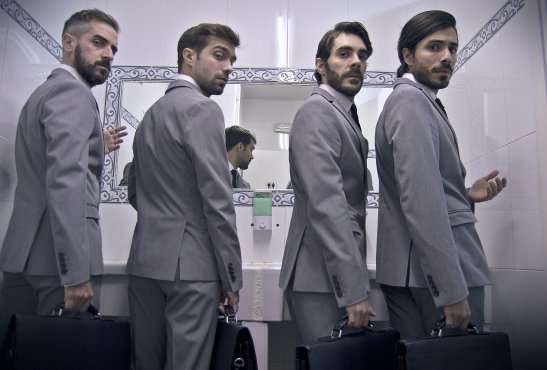 nave_73's tweet photo. RECUERDA Hoy a las 19:30h ÚLTIMA FUNCIÓN #Lo_r_ca Los textos de García Lorca llevados a escena por cuatro personajes varones y homosexuales bajo la batuta del director israelí #BarakBenDavid ¡No te lo pierdas!
#teatro #LGTBI #FelizDomingo #Madrid https://t.co/gtehLOwjtT
