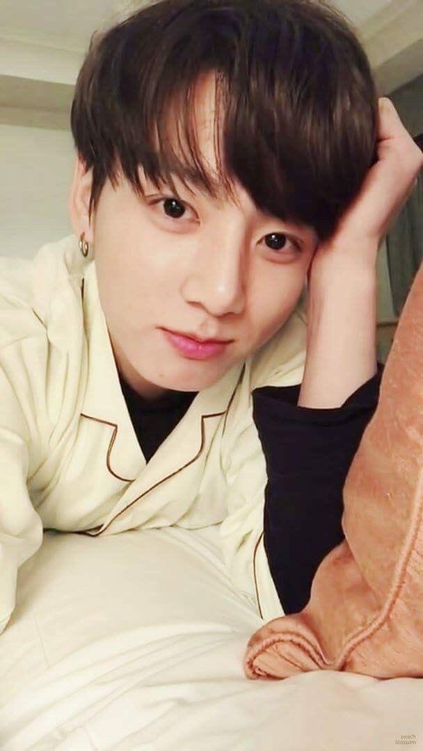 5662bye's tweet photo. มาคุยกันหน่อยมั๊ยครับ สัญญาผมจะไม่หนี ;)

rt:follow (สุ่ม)
❣️: dm 
    -จ้องขนาดนี้แล้วจะใจร้ายไม่คุยกันหรอครับ-

#บอทบังทัน #บอทโสด #บอทหาทุกอย่าง #บอทใหม่ #บอทเหงา https://t.co/n9apolg4Hs