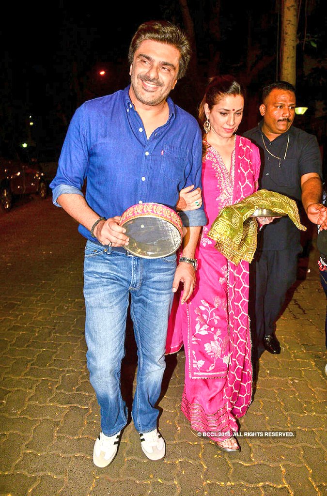 Rajash88's tweet photo. Favorites Celebrating #KarwaChauth
💖💙💖💙💖💙💖
@neelamkothari & @samirsoni123 #LoveGoals ❤❤ #SaNee. https://t.co/72kslJgEdQ
